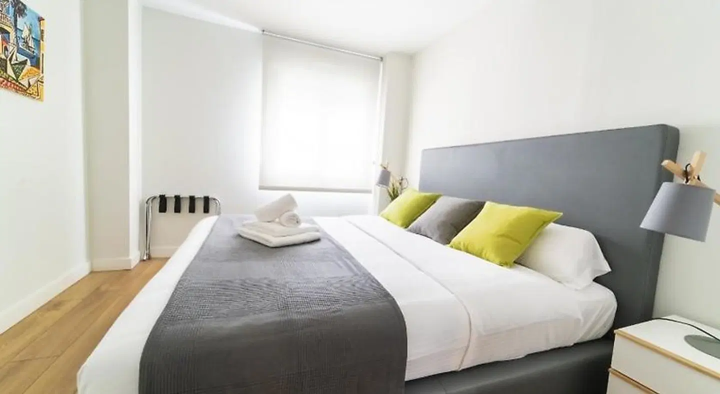 Home Art Apartments ROOM_EXAMPLE