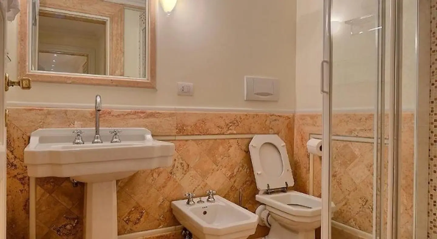 Polinari Rooms San Pietro Roma Badezimmer