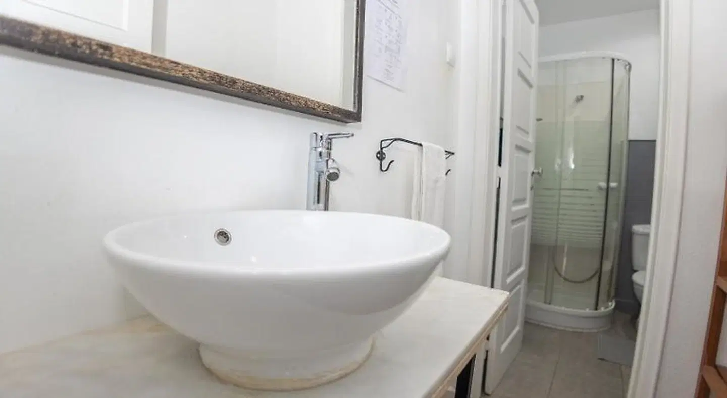 BoHo Guesthouse Rooms & Apartments Badezimmer