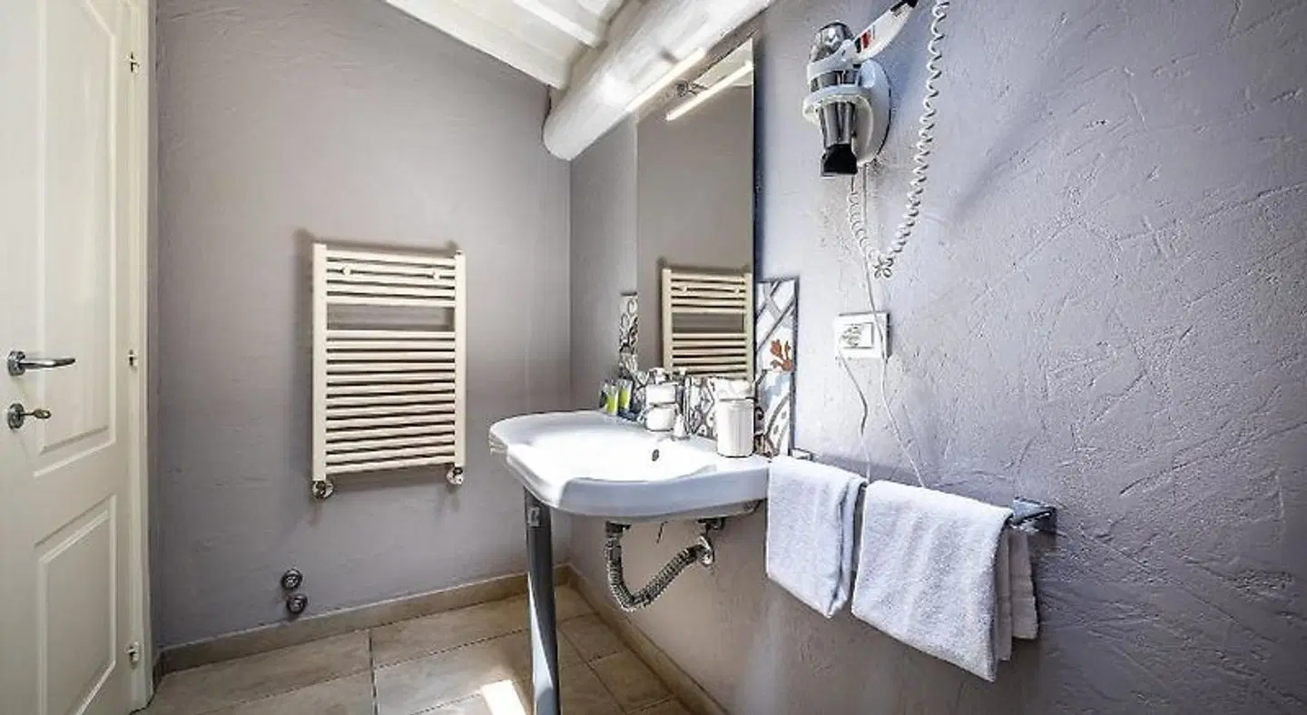 Martelli 6 Suite and apartments Badezimmer