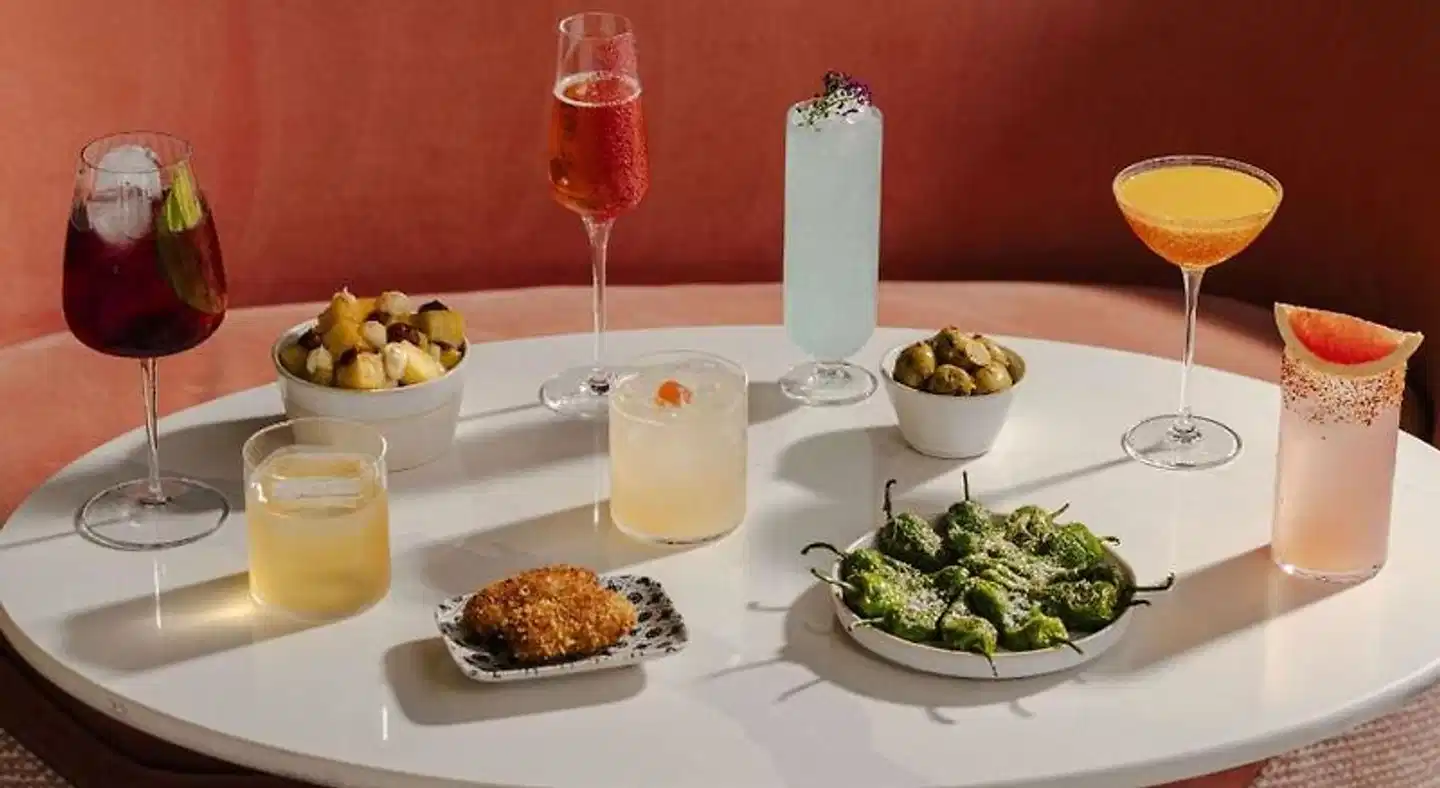 art'otel London Battersea Power Station, Powered by Radisson Hotels Badezimmer