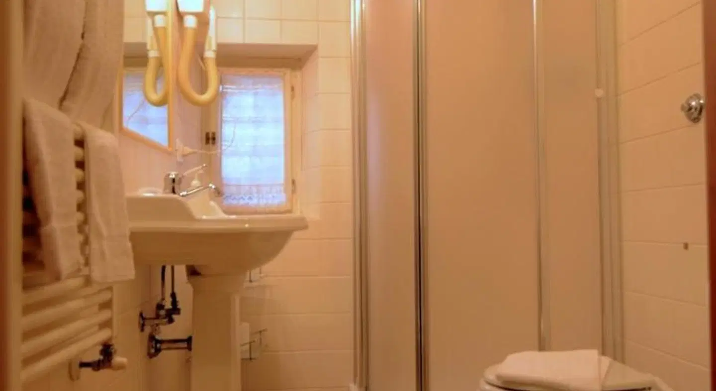 Cimabue 9 Badezimmer