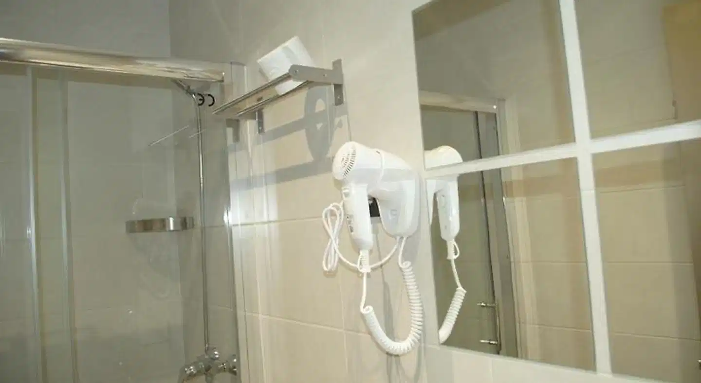 Fuencarral Rooms Badezimmer