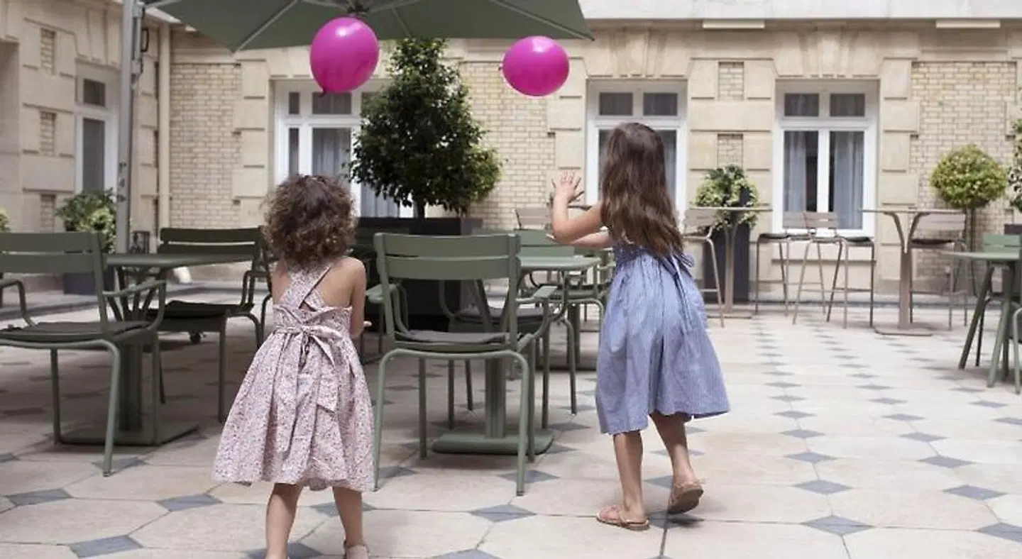 Fraser Suites Le Claridge Champs-Elysees PEOPLE