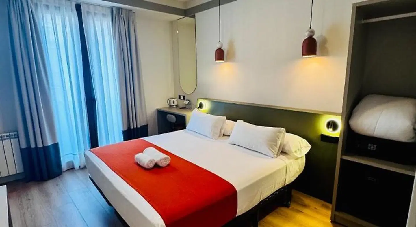 Hostal Sol Square Madrid ROOM_EXAMPLE