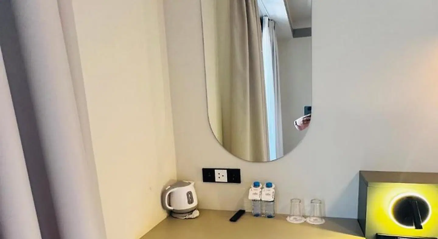 Hostal Sol Square Madrid Badezimmer