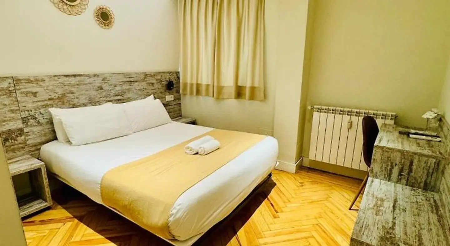 Hostal Sol Square Madrid ROOM_EXAMPLE