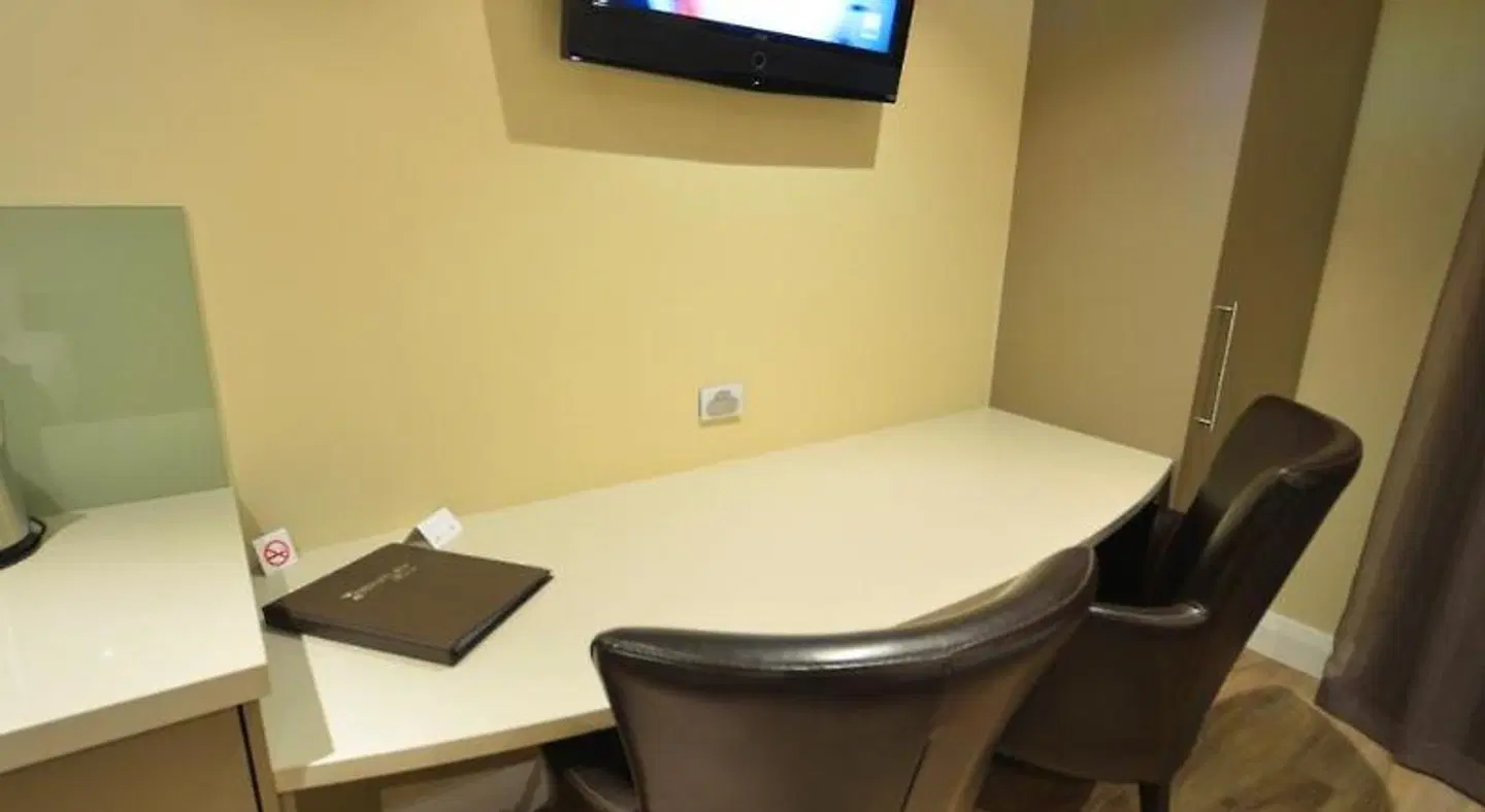 Bentley Motel ROOM_EXAMPLE