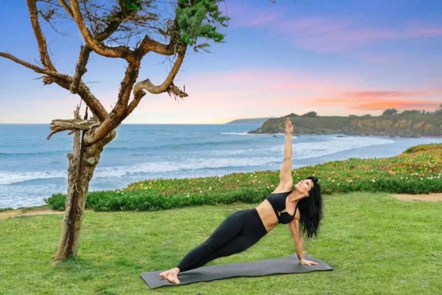 Sands by the Sea Motel LANDSCAPE