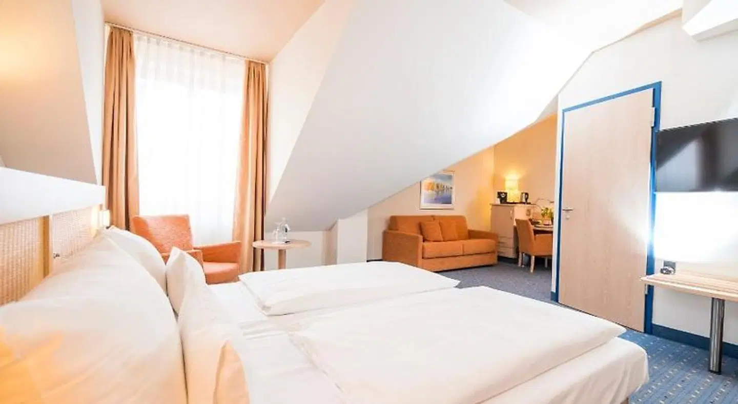 von Euch ROOM_EXAMPLE