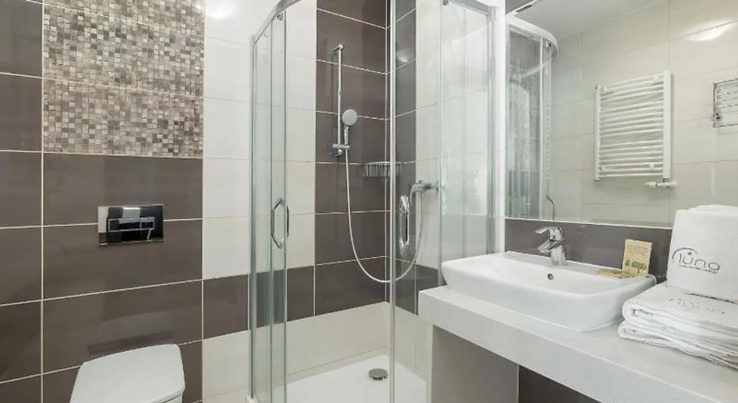Guesthouse Luna Badezimmer