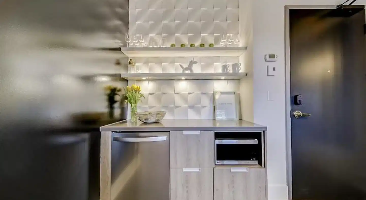 TheWestlake Hotel Lobby