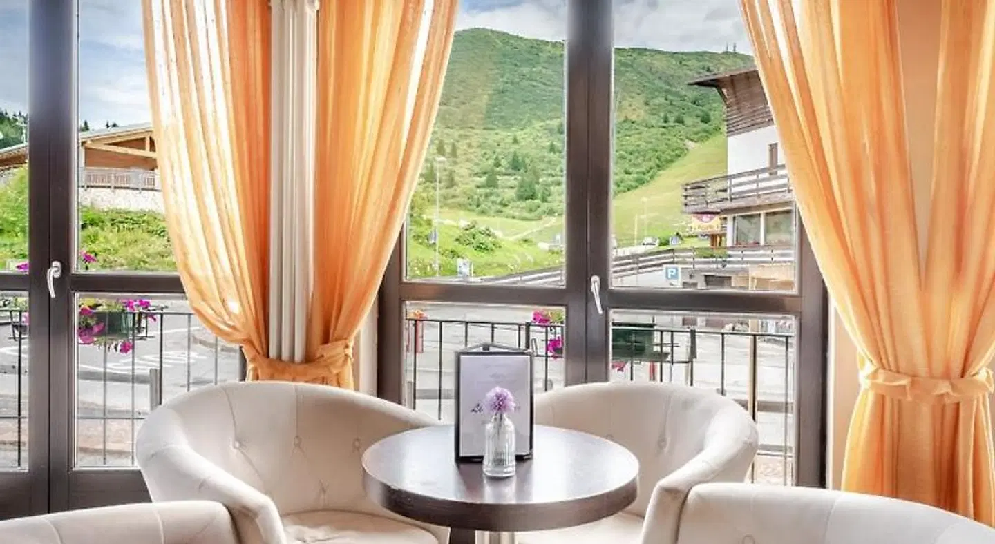 Dolomiti Chalet Family Hotel Badezimmer