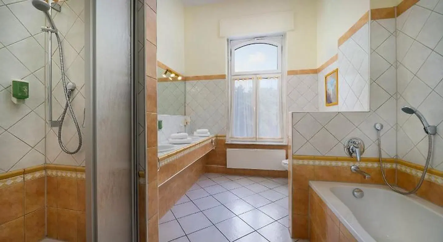 Villa Sophienhöhe Badezimmer