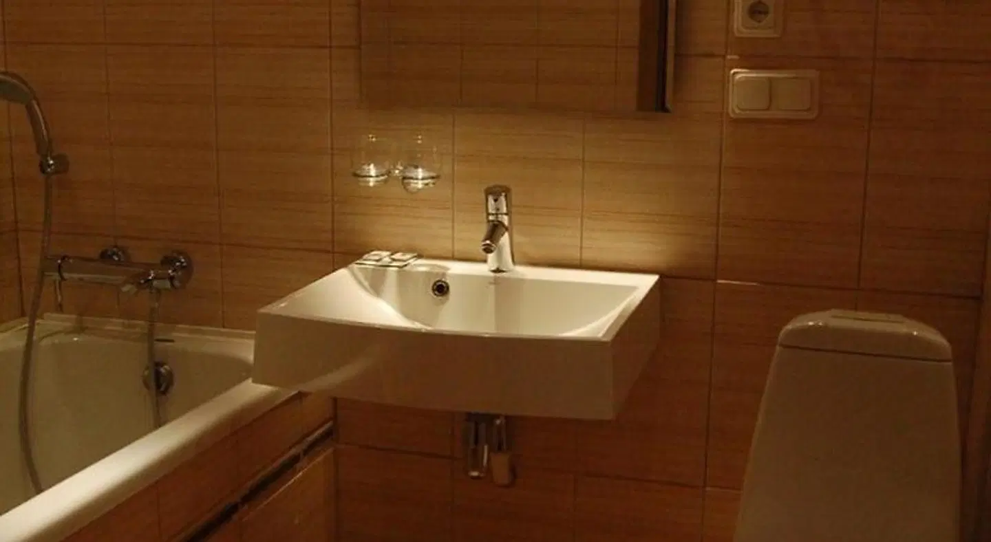 Cafe Hotel Rudzons Badezimmer