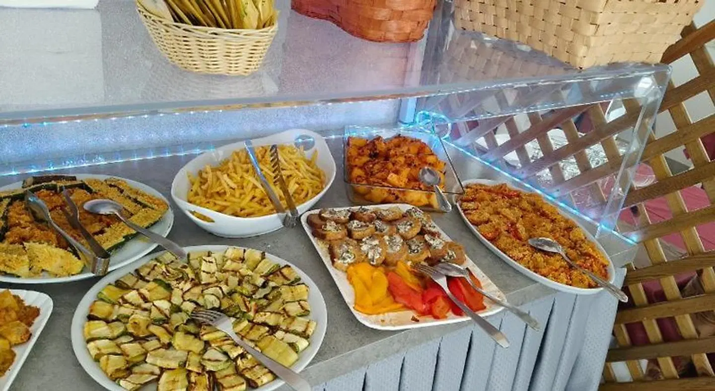 Azzurro Restaurant