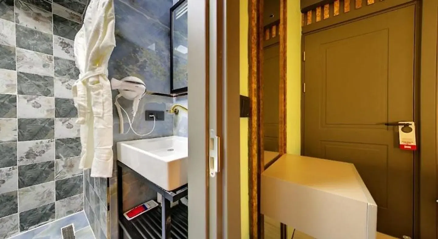 Wonder Wood Hotel Badezimmer