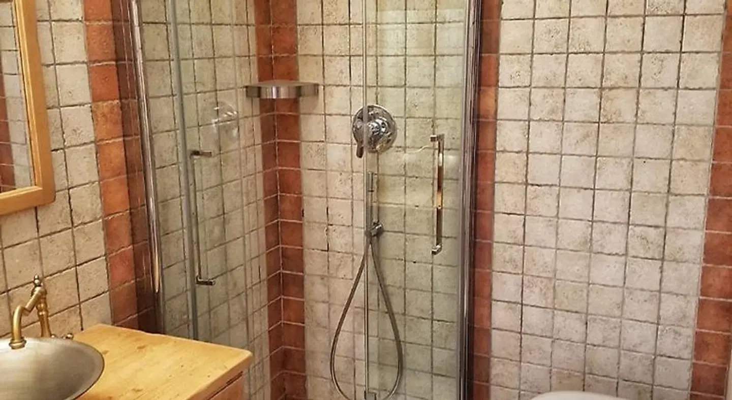 Le Nid de l'Aigle Badezimmer