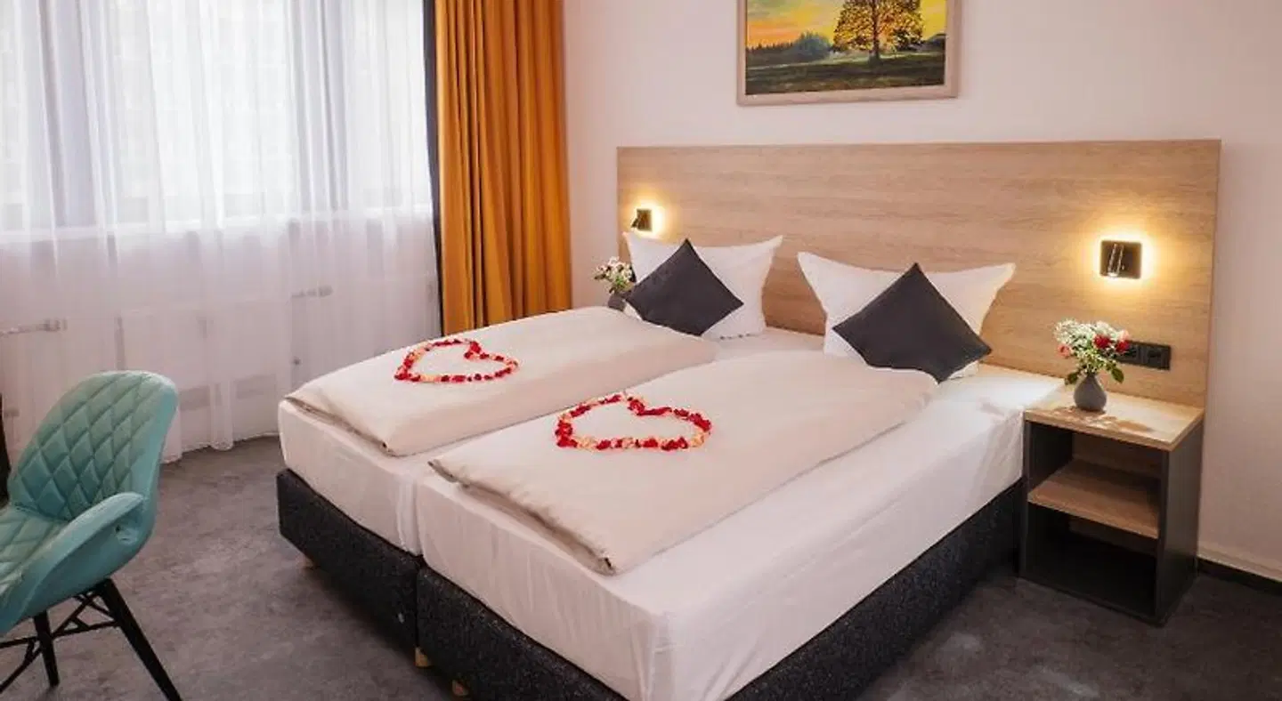 Best Western Comfort Business Hotel ROOM_EXAMPLE