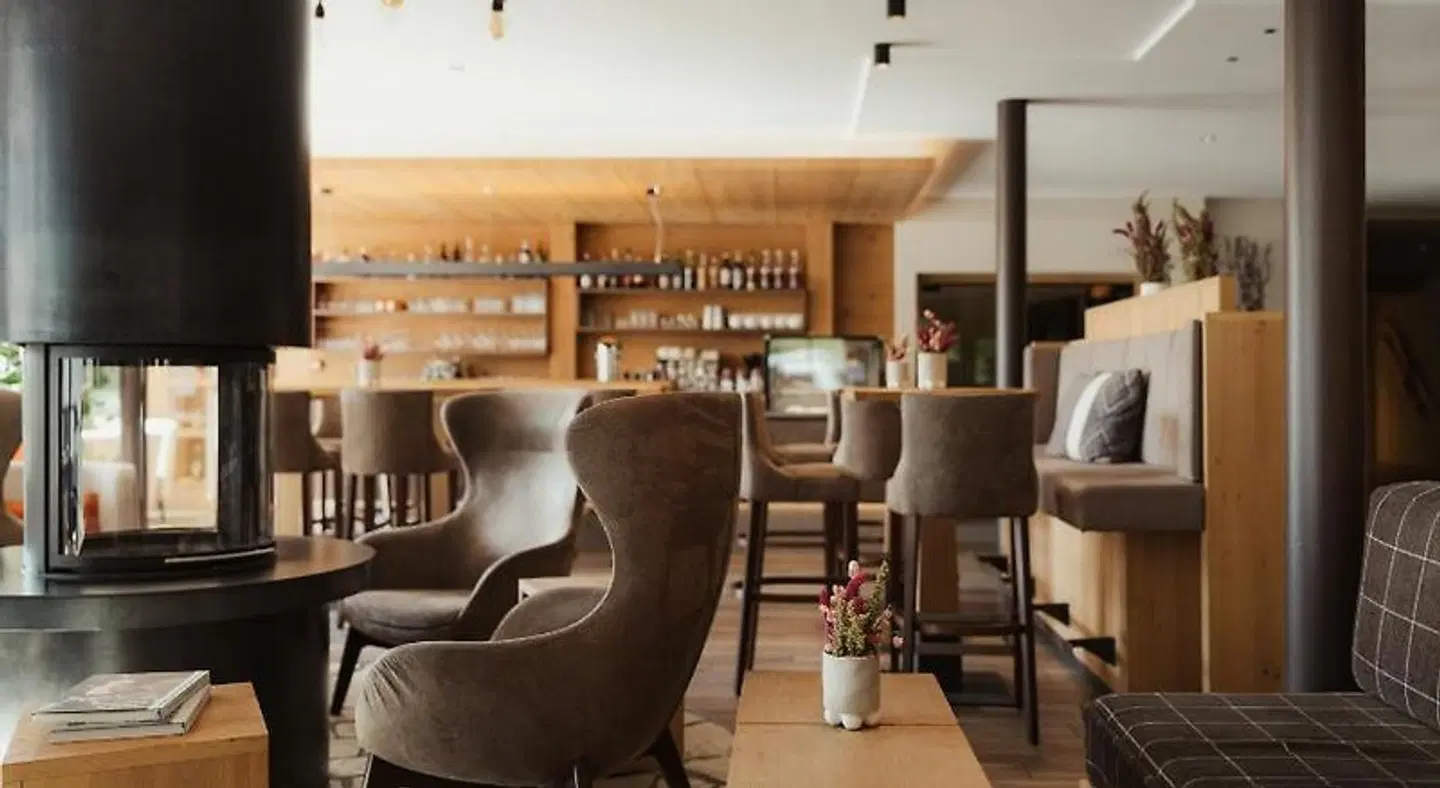 Waldrast Bar