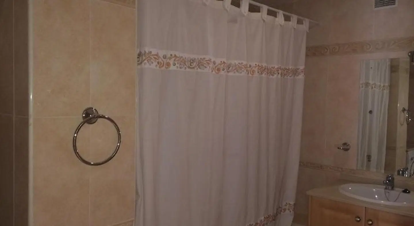 Marbella Beach Resort at Club Playa Real Badezimmer