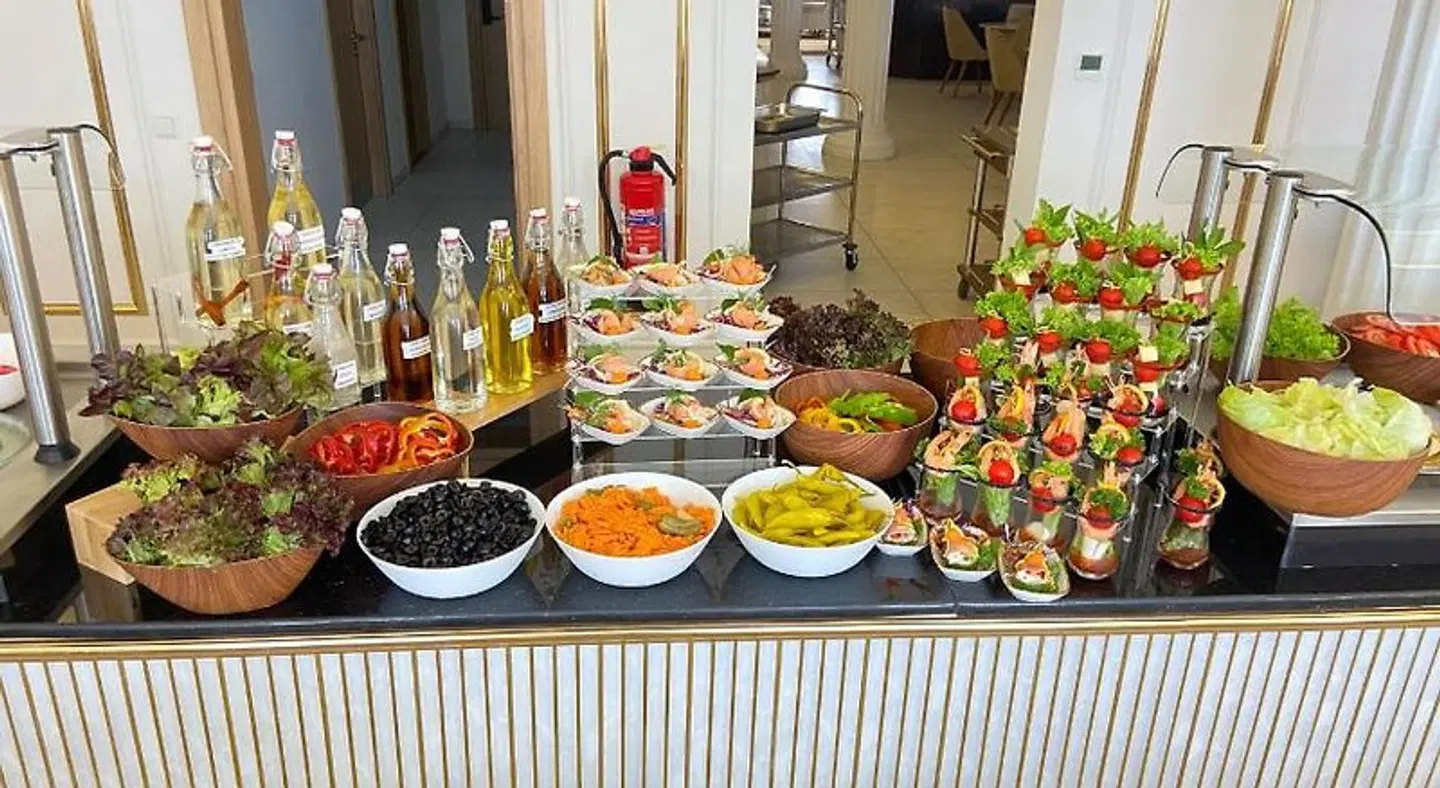Hotel Babylon Royal Restaurant