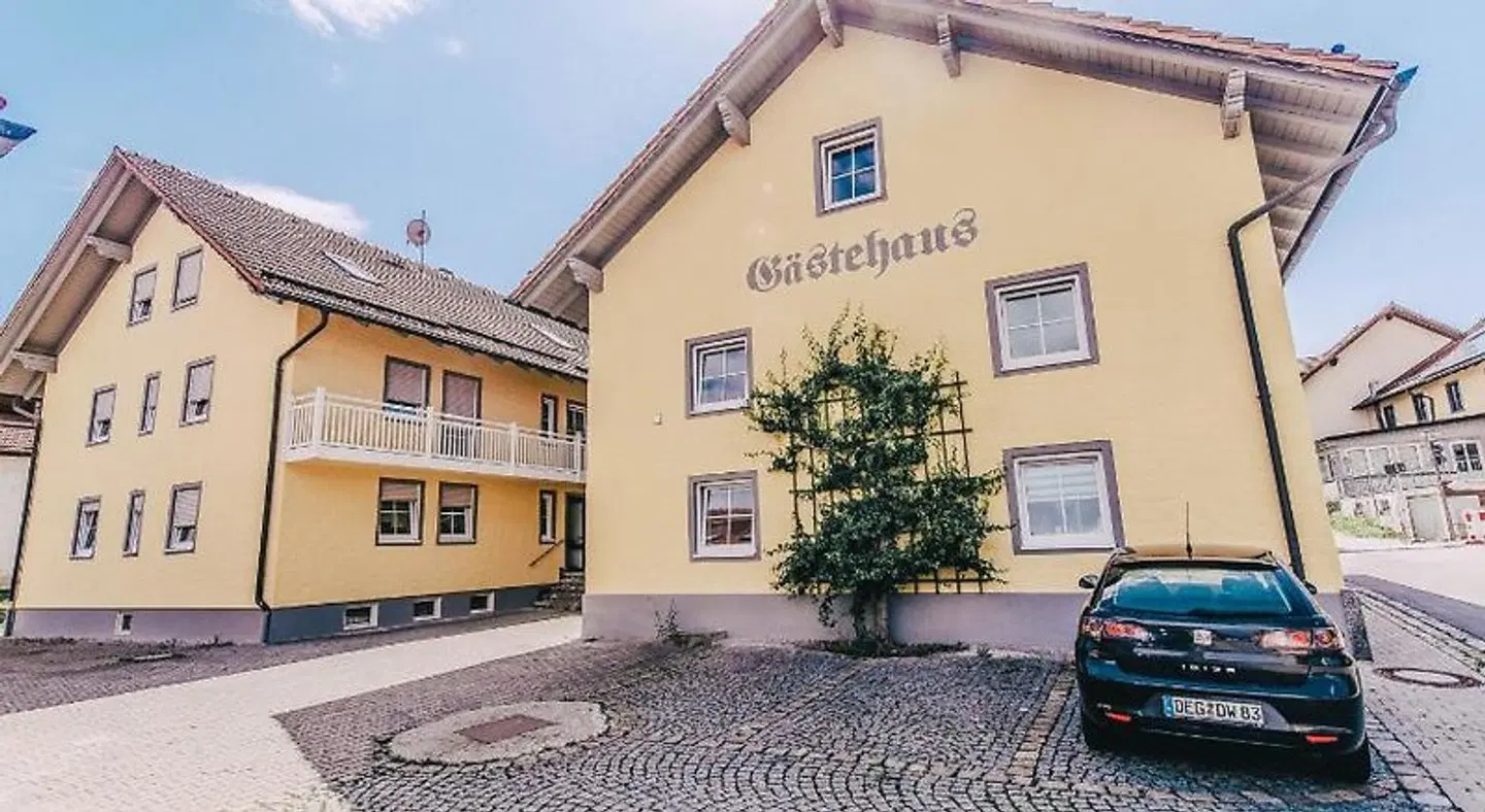 Gasthof Metzgerei Linsmeier EXTERIOR