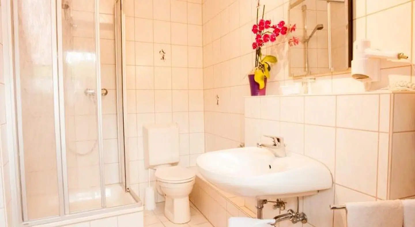 Gasthaus Schollmann Badezimmer