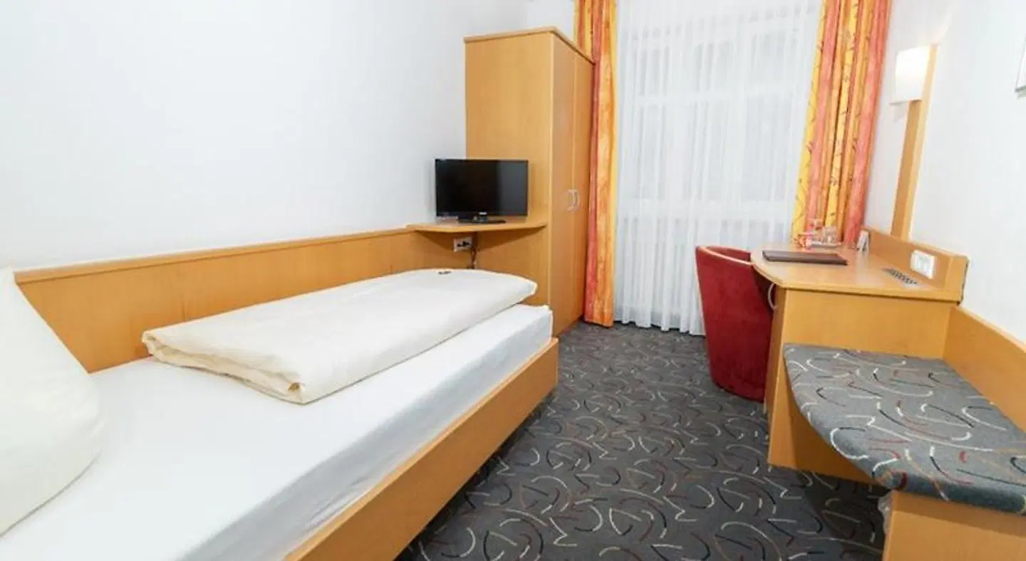 Brugger ROOM_EXAMPLE