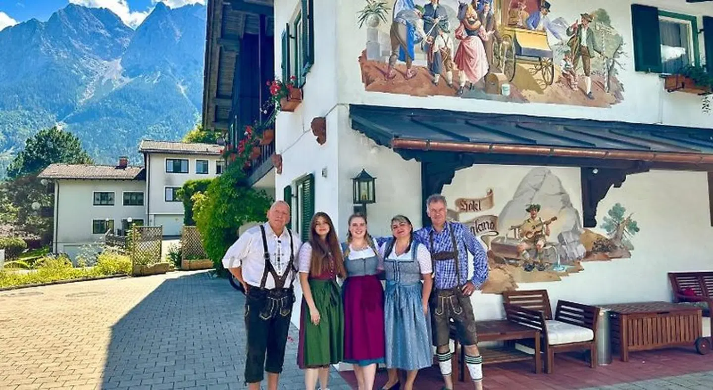 Bergland PEOPLE