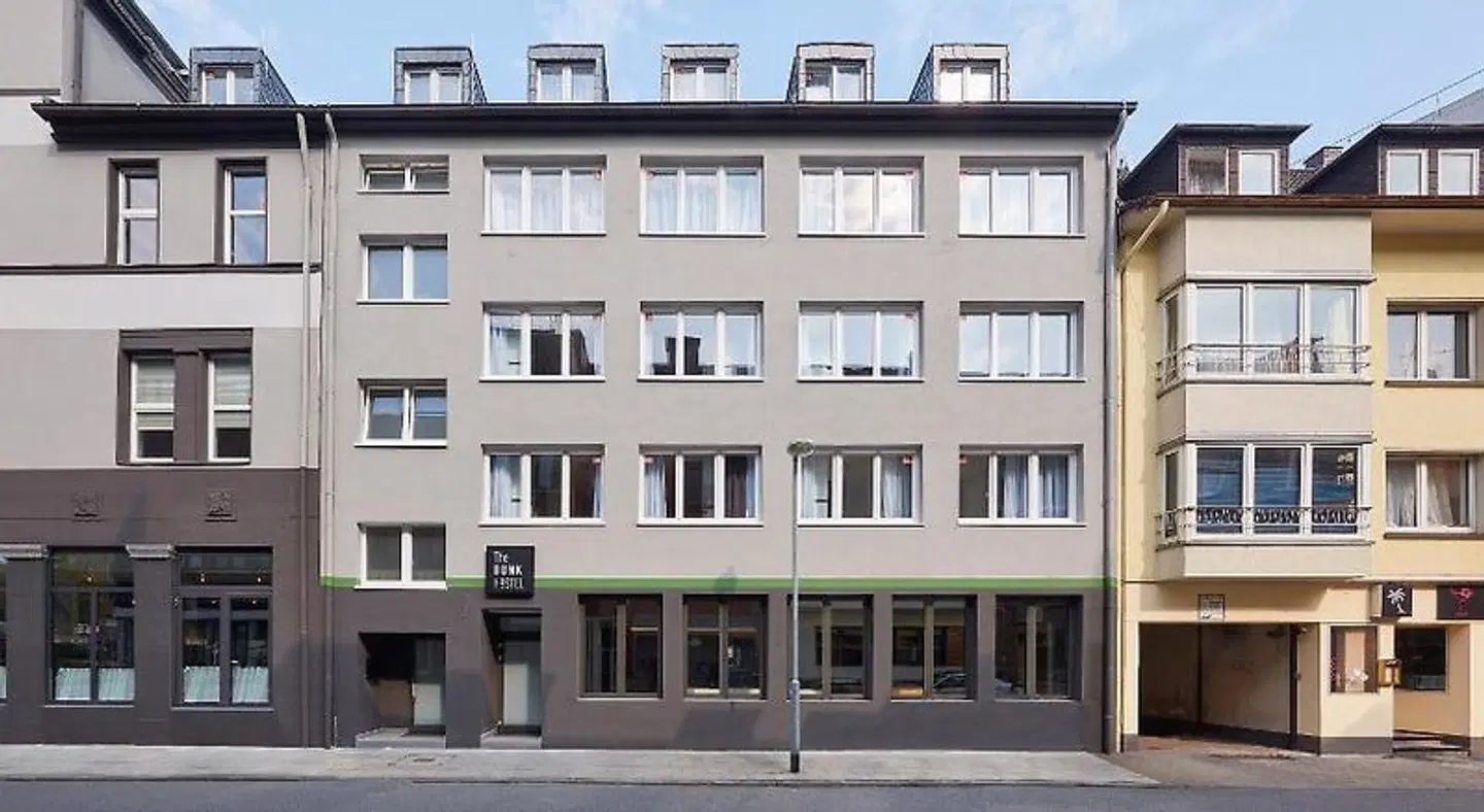 The Bunk Hostel EXTERIOR