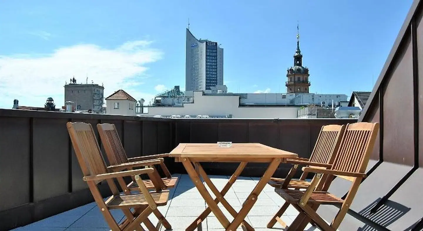 Trafford Sky Homes Terrasse