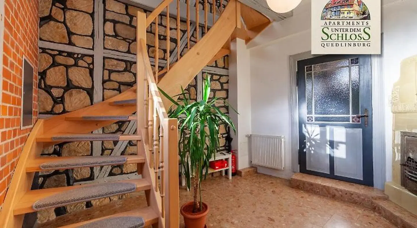 Unter dem Schloß in Quedlinburg LOUNGE_LOBBY