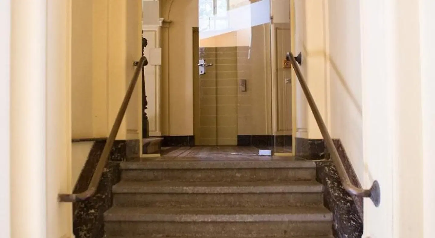 Studio 44 HEALTH_BEAUTY