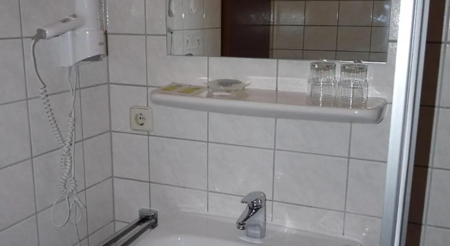 Zur Kanone Badezimmer