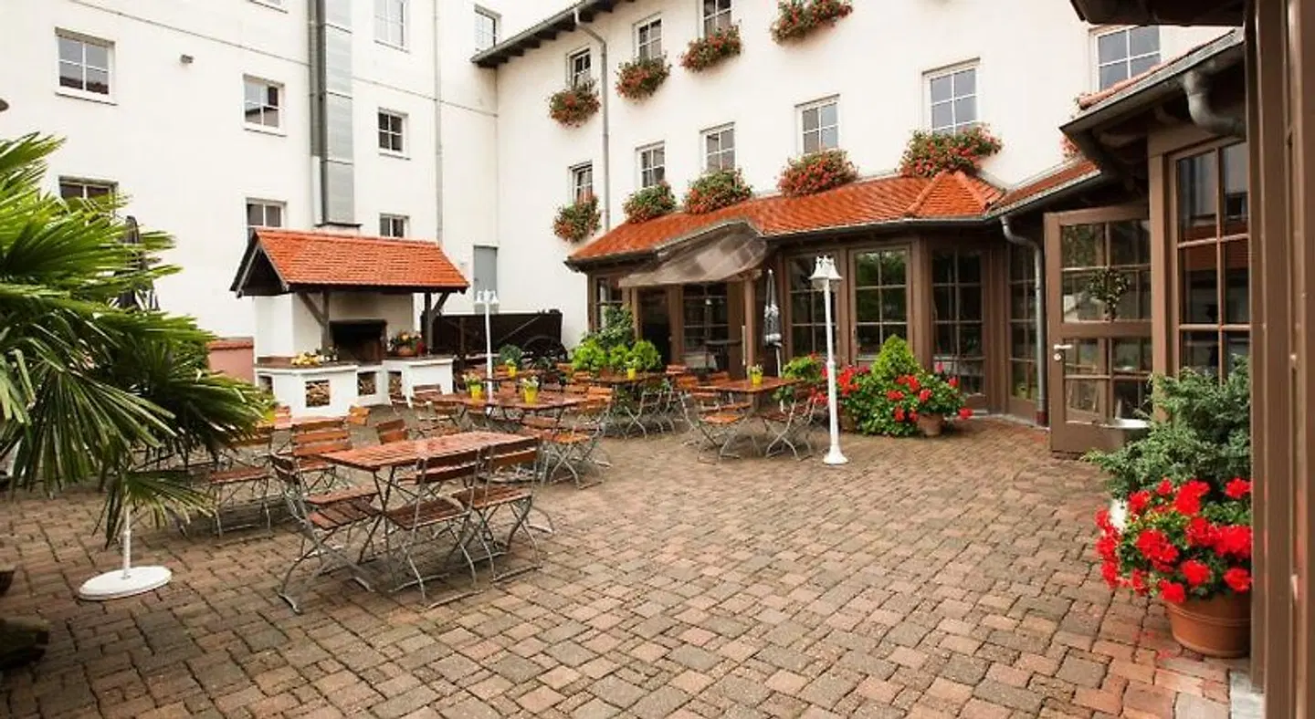 Reussischer Hof Terrasse