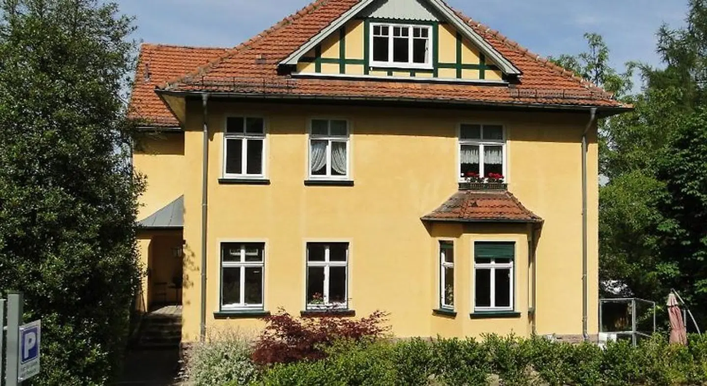 Pension Villa am Burgberg EXTERIOR