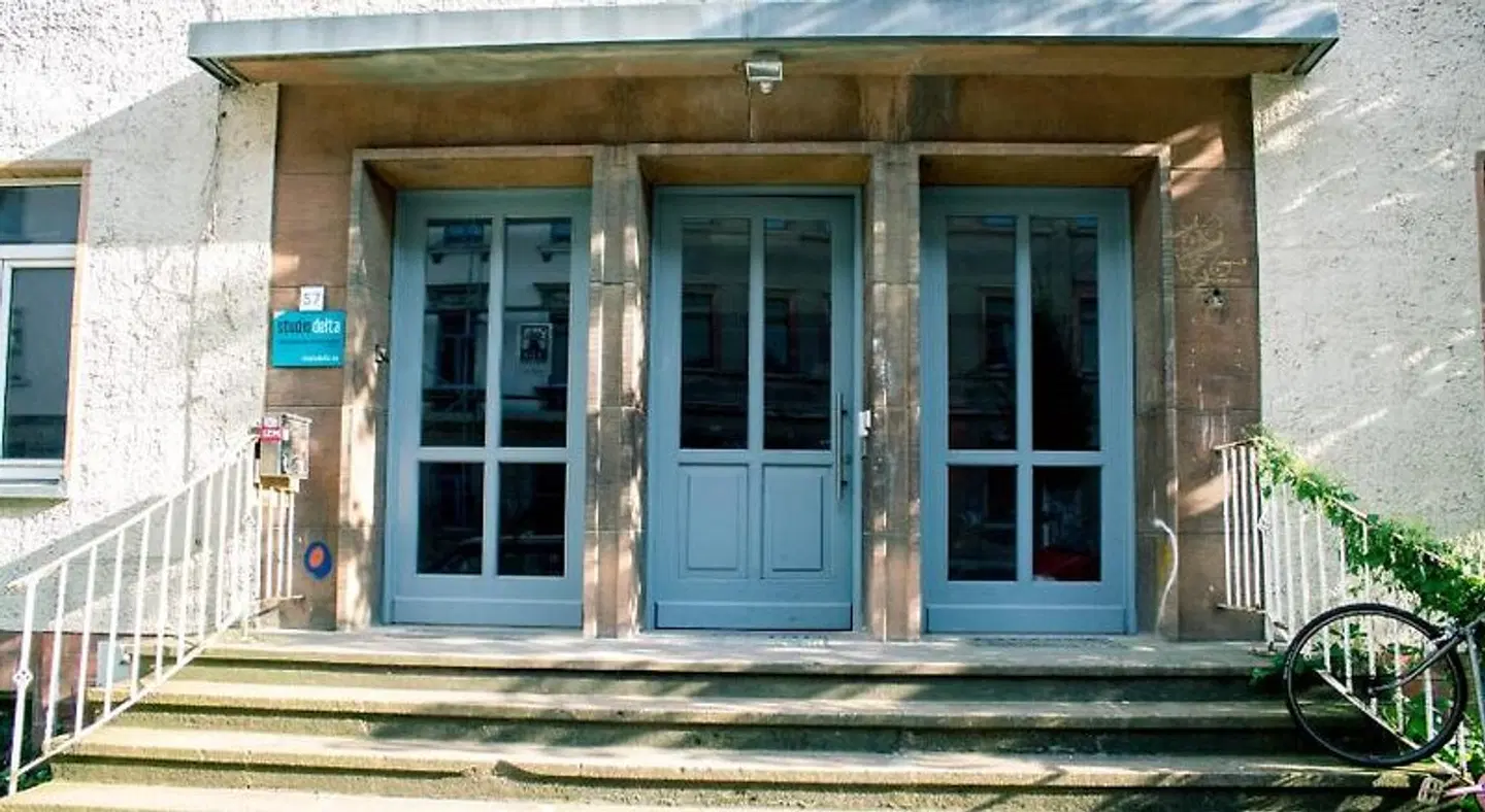 Hostel & Garten Eden OUTDOOR_POOL