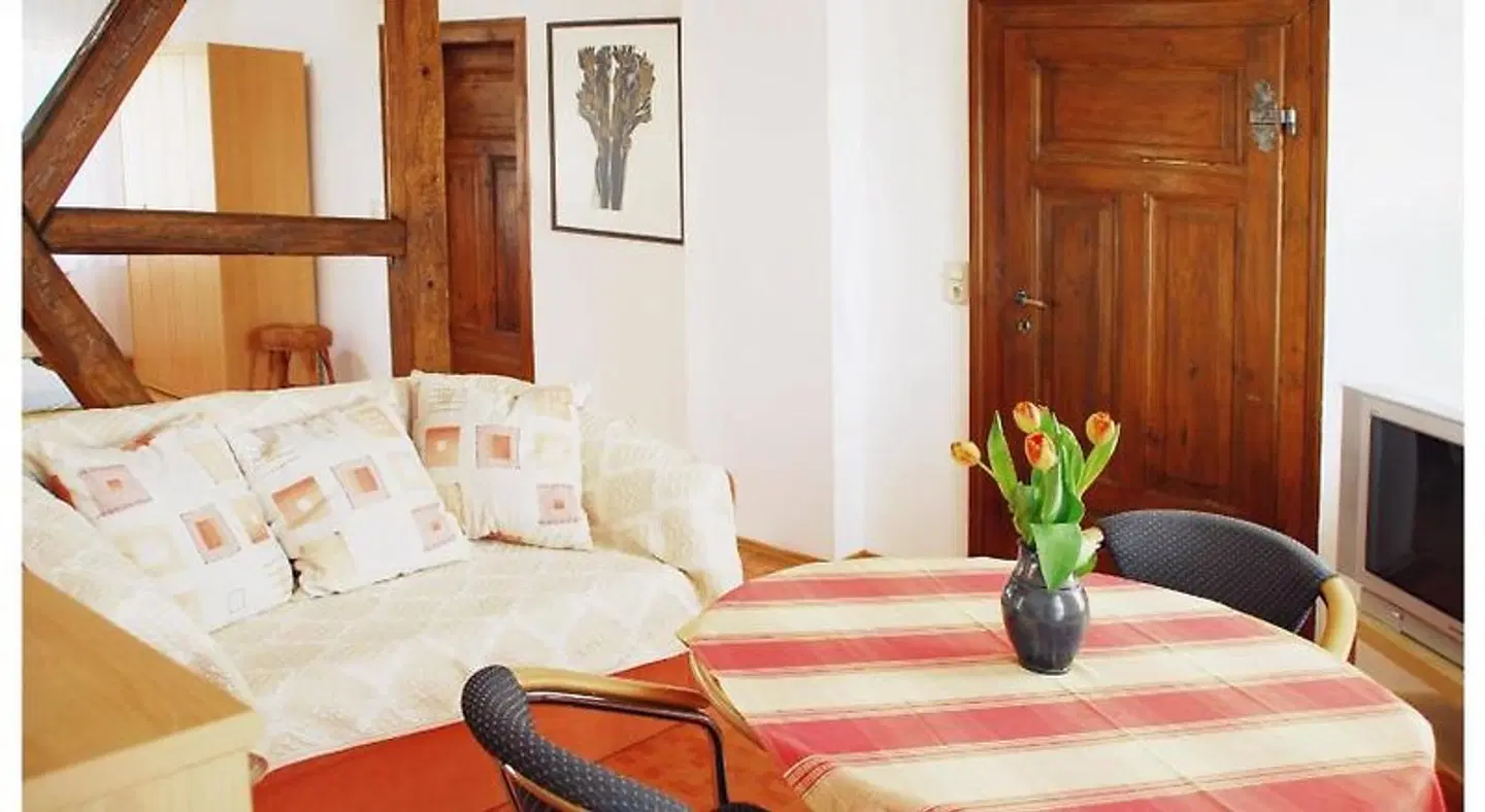 Alter Zausel ROOM_EXAMPLE