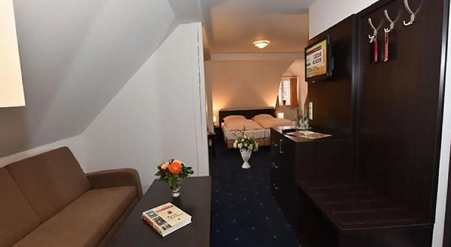 Weinhaus Wöhler - Inn ROOM_EXAMPLE