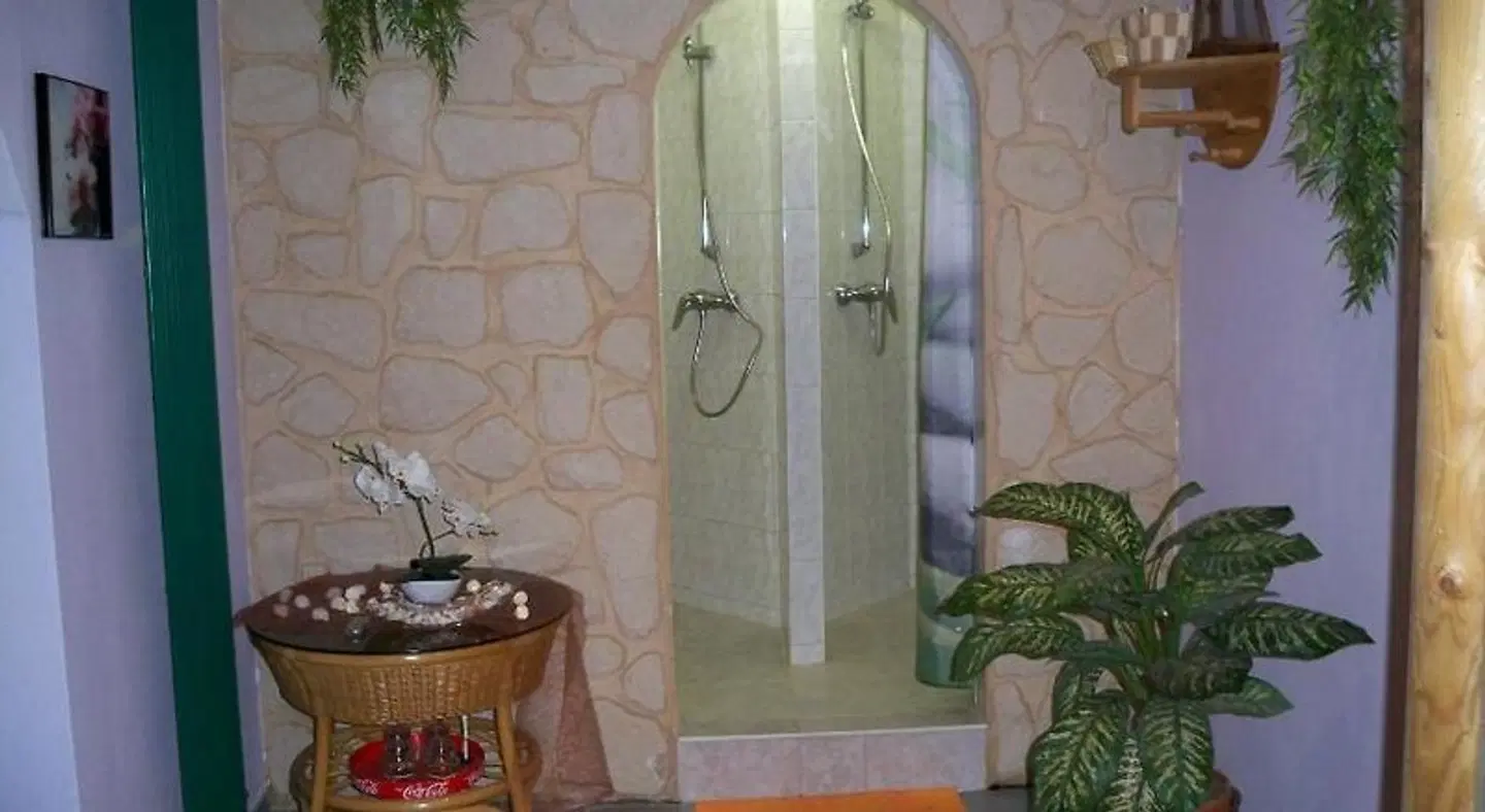 Zum Döhlerwald Badezimmer