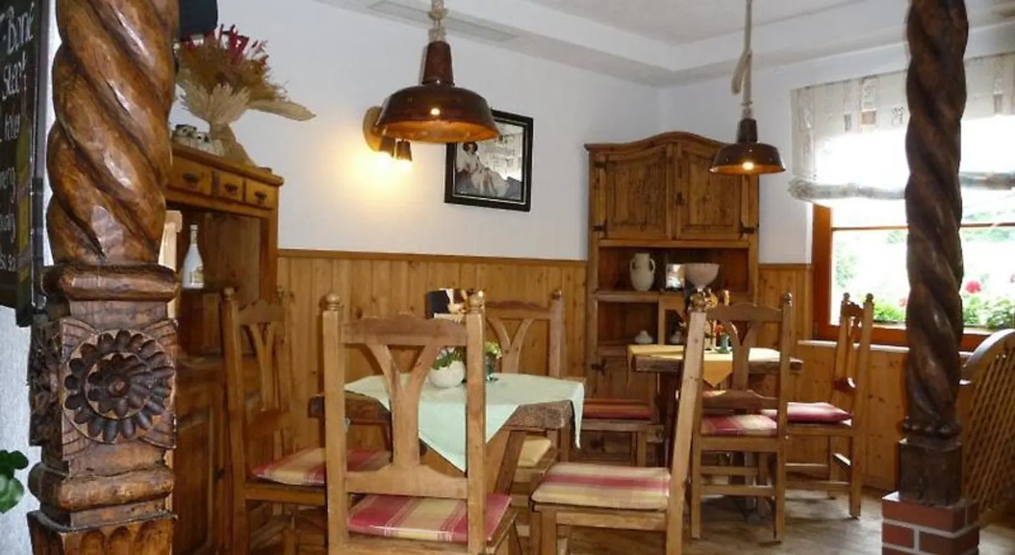 Steakhouse & Pension Crazy Horse ROOM_EXAMPLE