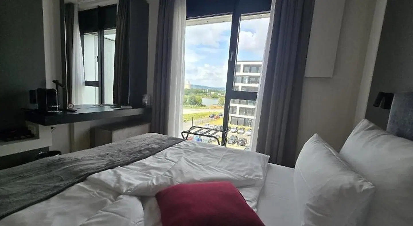 Frames Hotel GmbH ROOM_EXAMPLE