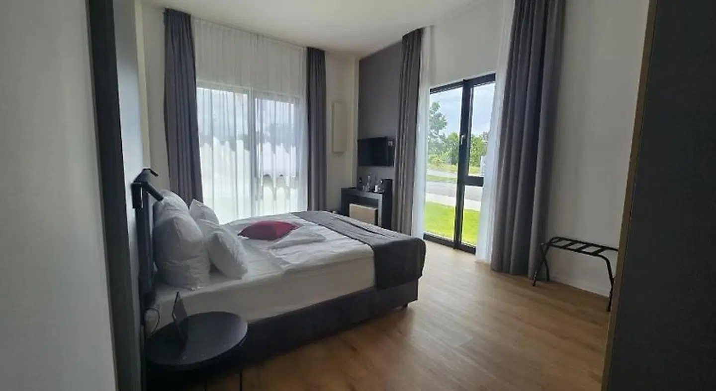 Frames Hotel GmbH ROOM_EXAMPLE