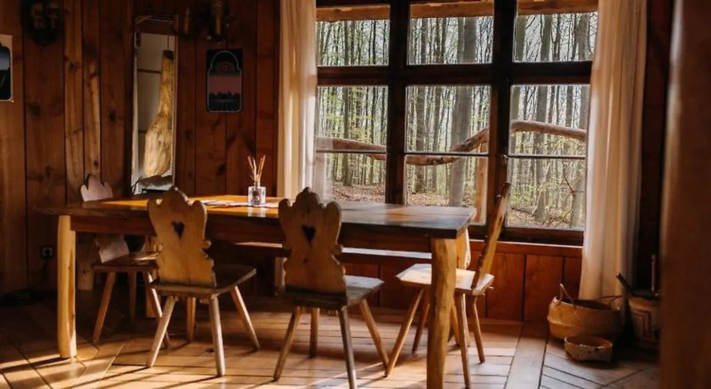 Robins Nest Baumhaushotel Bar