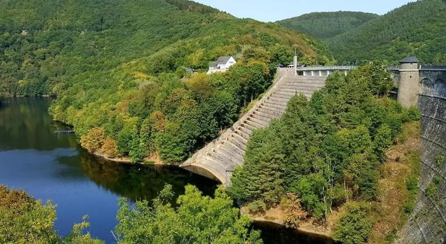 Hostel Burg Hausen LANDSCAPE