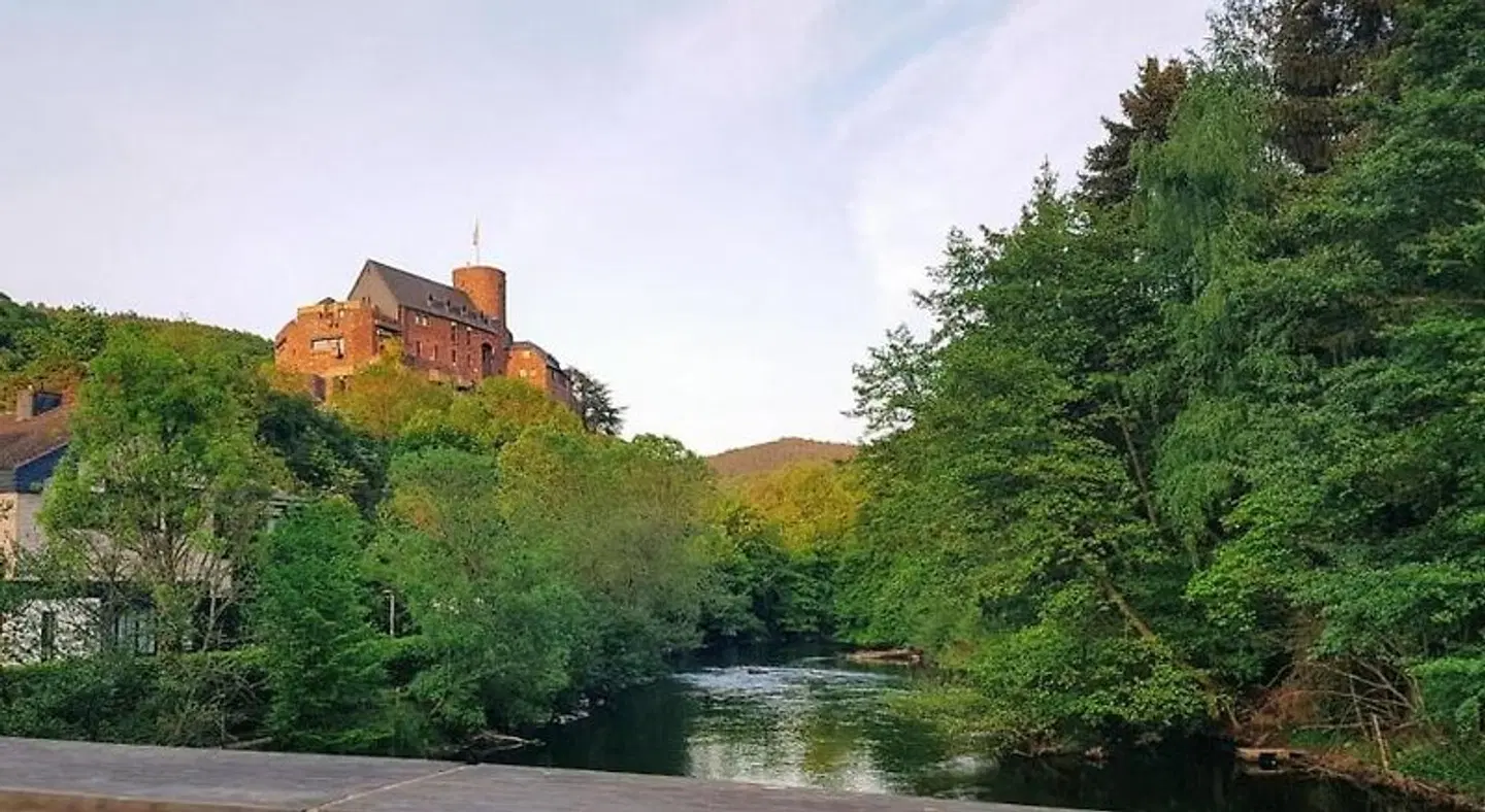 Hostel Burg Hausen LANDSCAPE