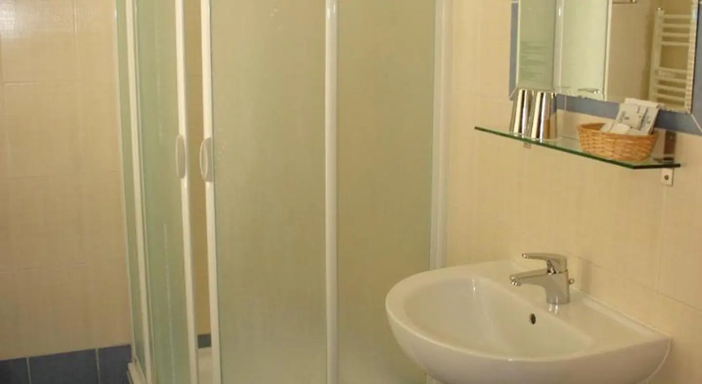 Central Basilica Badezimmer