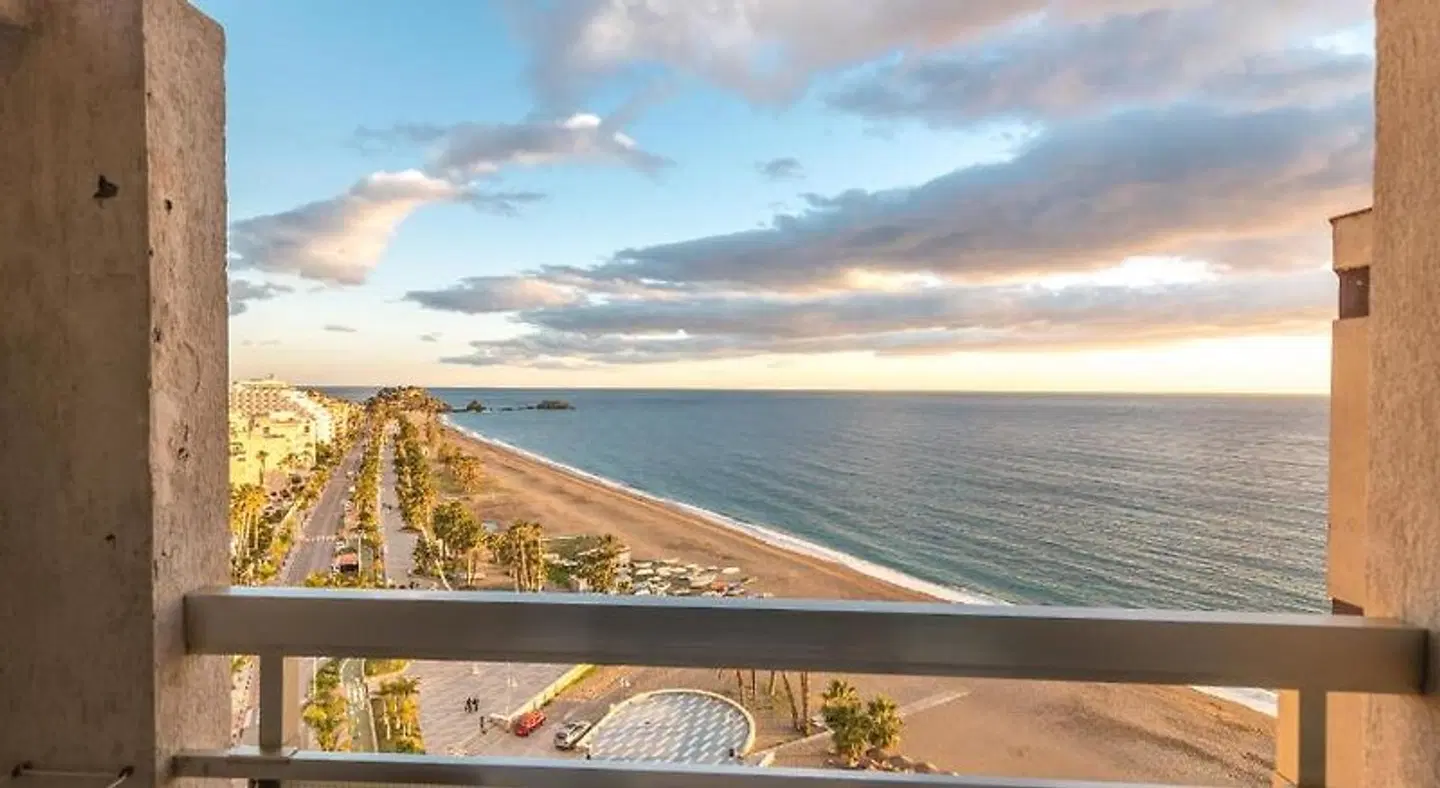 Apartamentos Chinasol Strand