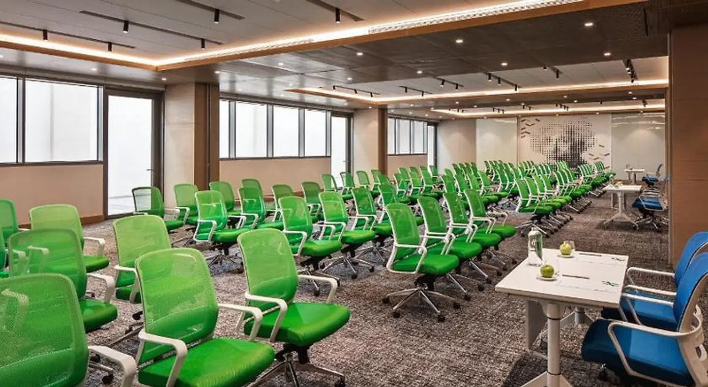 Holiday Inn Hotel & Suites Dubai Science Park, an IHG Hotel Konferenz